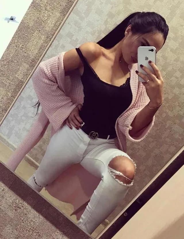 Lynnhot — escort in Wareemba